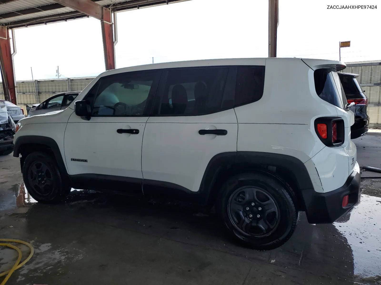 2017 Jeep Renegade Sport VIN: ZACCJAAHXHPE97424 Lot: 63389204