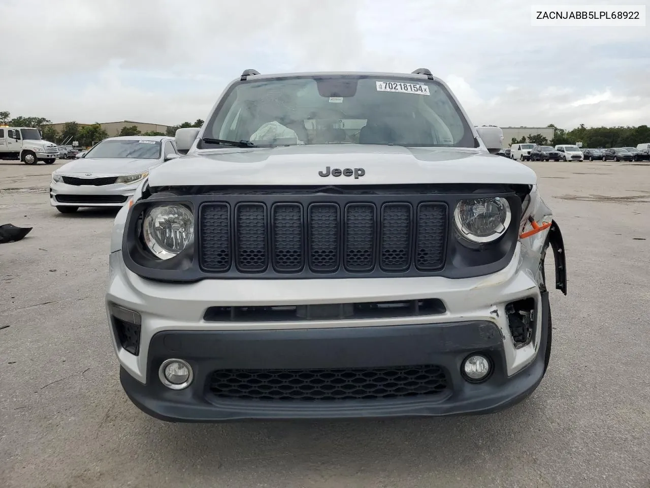 ZACNJABB5LPL68922 2020 Jeep Renegade Latitude