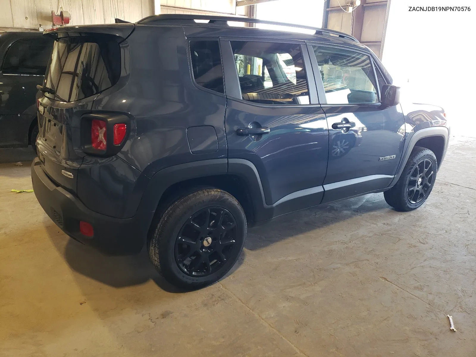 ZACNJDB19NPN70576 2022 Jeep Renegade Latitude