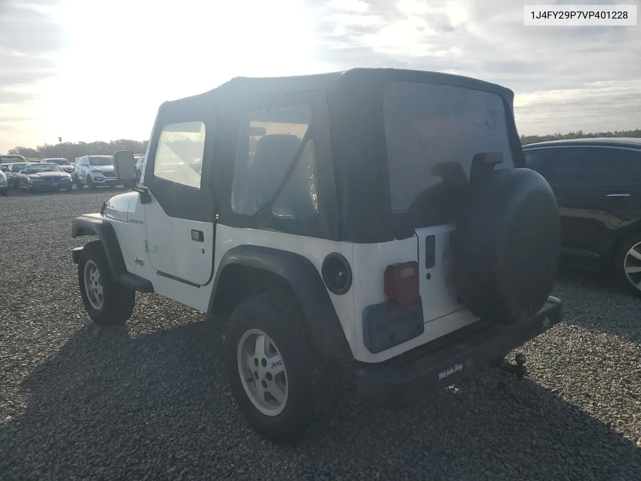 1997 Jeep Wrangler / Tj Se VIN: 1J4FY29P7VP401228 Lot: 77018494