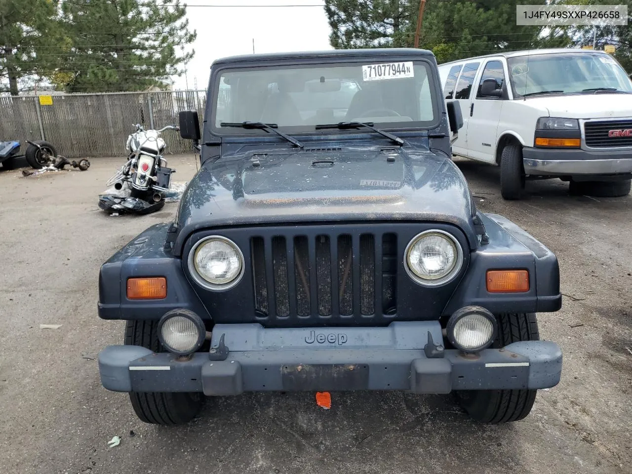 1J4FY49SXXP426658 1999 Jeep Wrangler / Tj Sahara