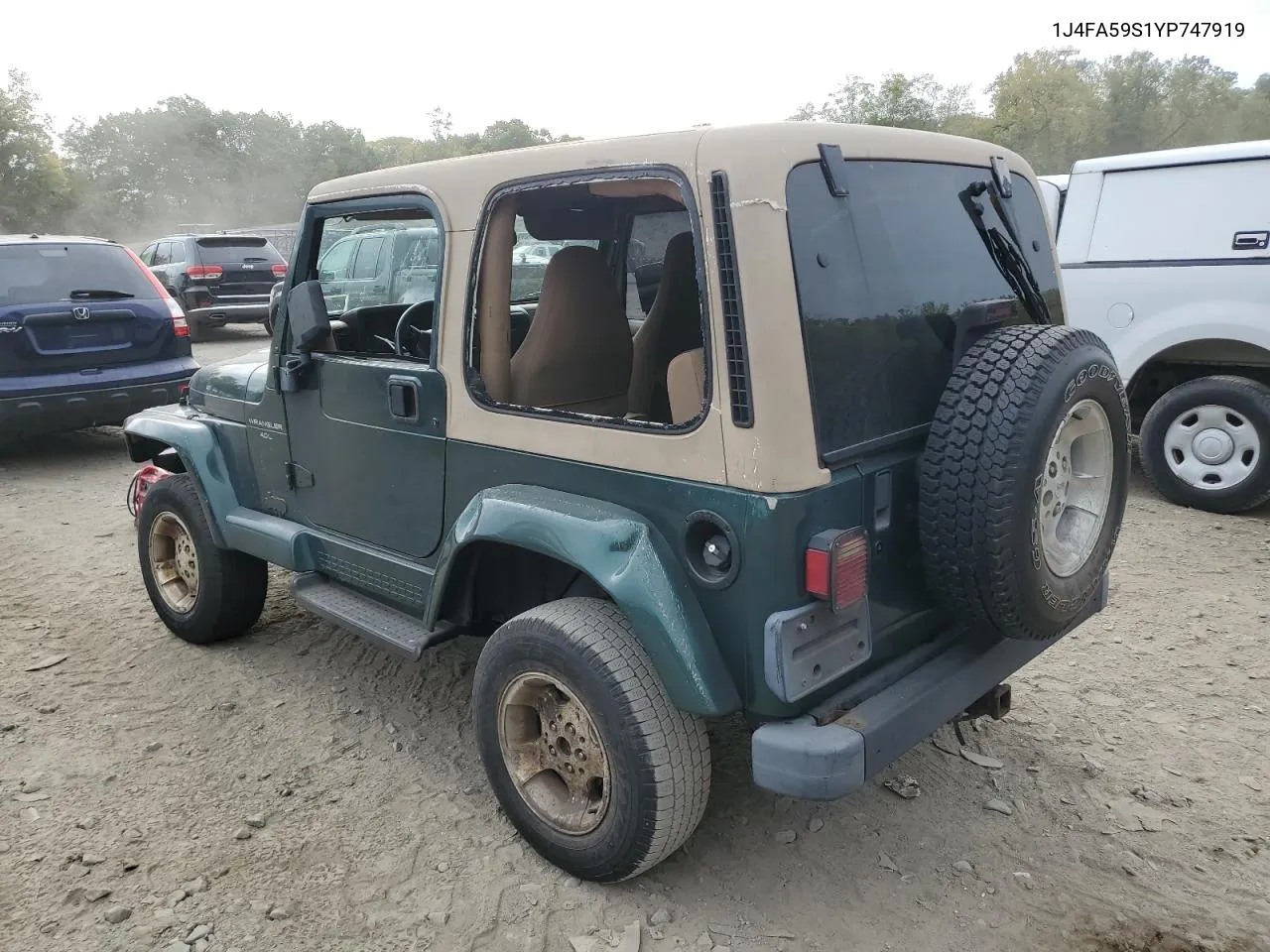 1J4FA59S1YP747919 2000 Jeep Wrangler / Tj Sahara