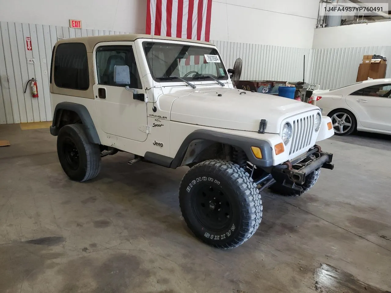 2000 Jeep Wrangler / Tj Sport VIN: 1J4FA49S7YP760491 Lot: 75870584