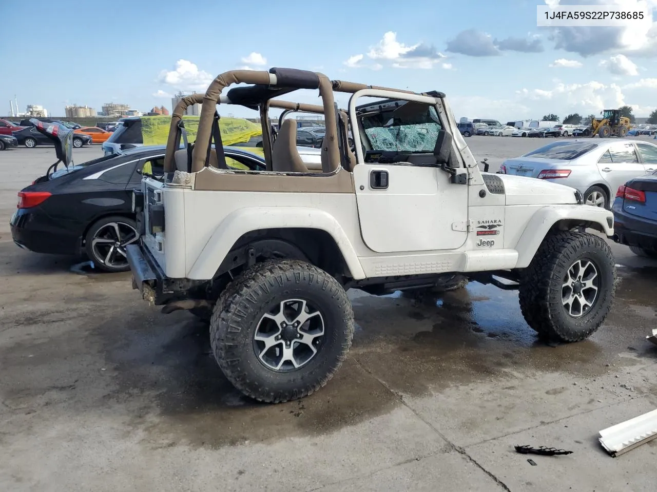 2002 Jeep Wrangler / Tj Sahara VIN: 1J4FA59S22P738685 Lot: 72197684