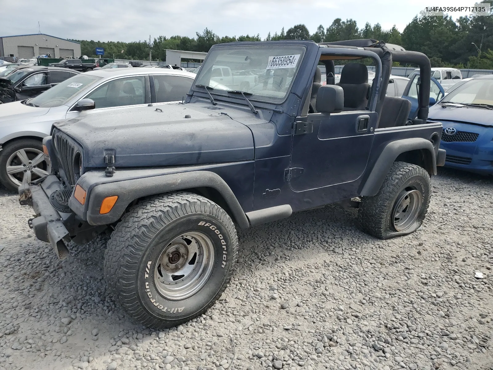 2004 Jeep Wrangler X VIN: 1J4FA39S64P717135 Lot: 66358954