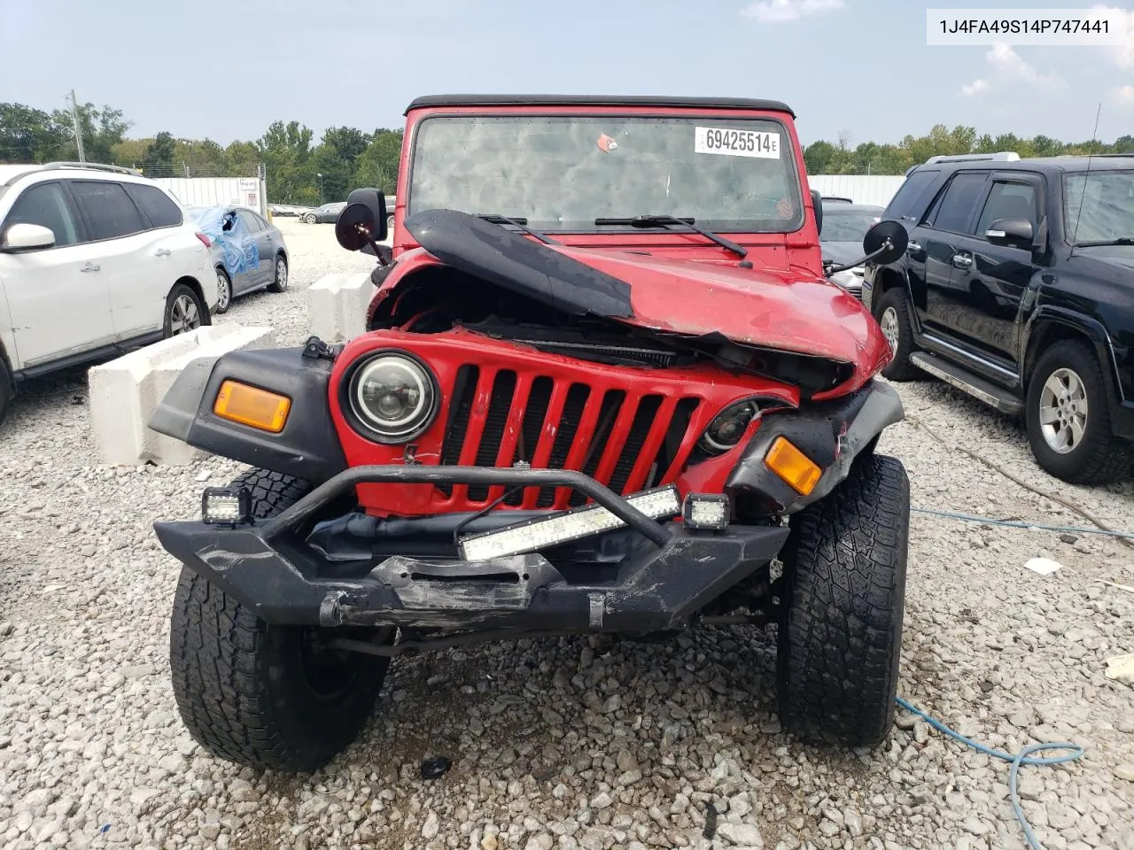 2004 Jeep Wrangler / Tj Sport VIN: 1J4FA49S14P747441 Lot: 69425514