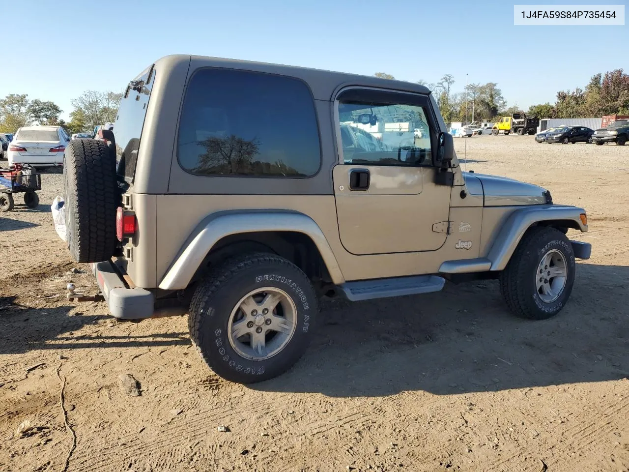 2004 Jeep Wrangler / Tj Sahara VIN: 1J4FA59S84P735454 Lot: 77317324