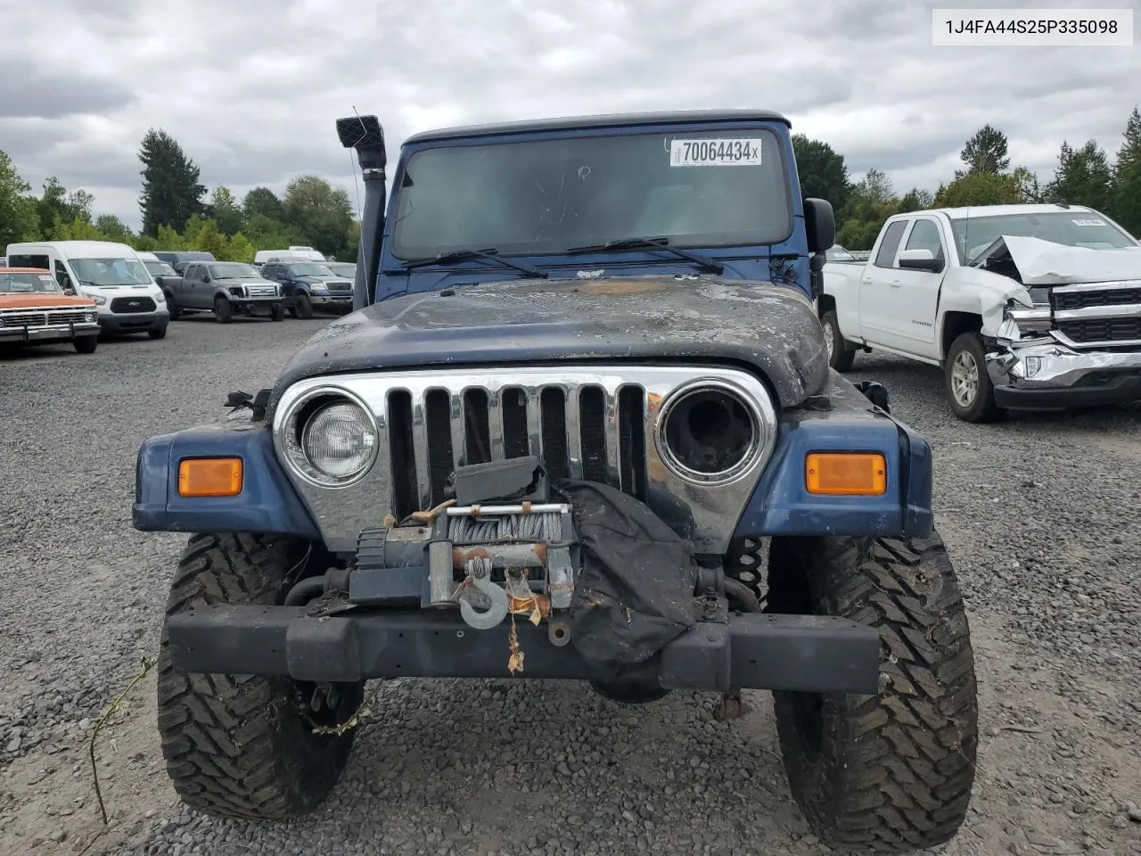 2005 Jeep Wrangler / Tj Unlimited VIN: 1J4FA44S25P335098 Lot: 70064434