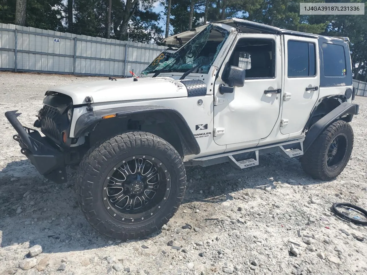 2007 Jeep Wrangler X VIN: 1J4GA39187L231336 Lot: 61492404