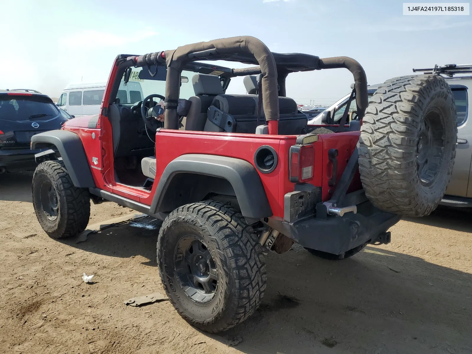 2007 Jeep Wrangler X VIN: 1J4FA24197L185318 Lot: 65941404