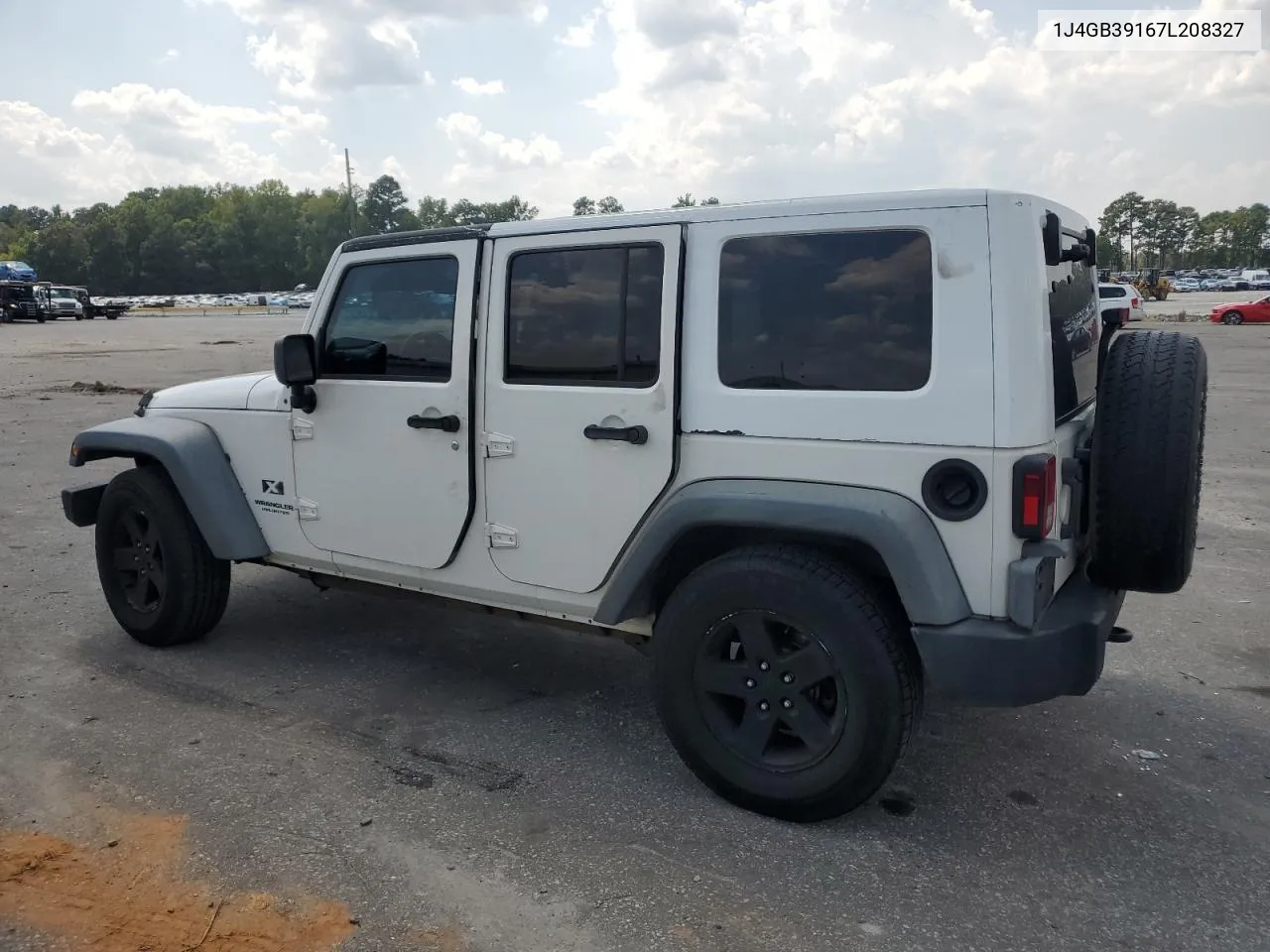 2007 Jeep Wrangler X VIN: 1J4GB39167L208327 Lot: 69401144