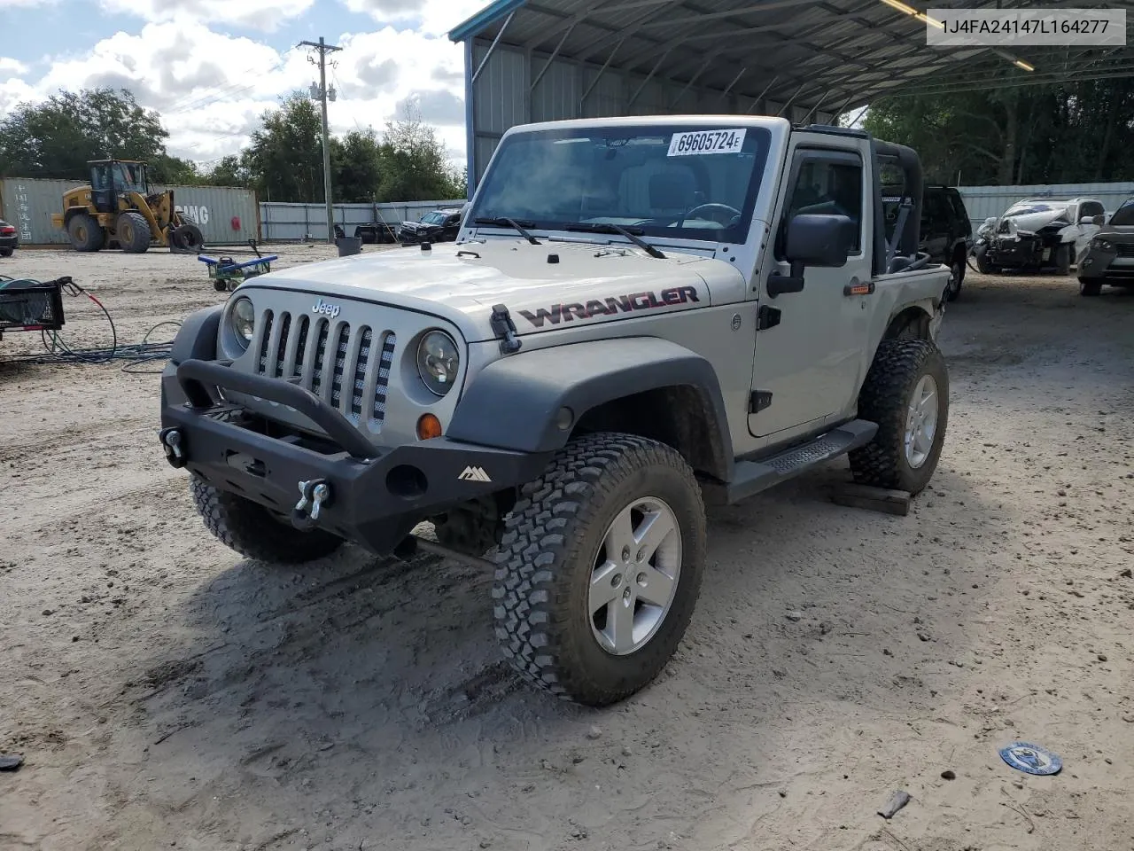 2007 Jeep Wrangler X VIN: 1J4FA24147L164277 Lot: 69605724