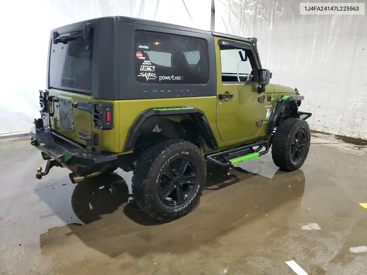 2007 Jeep Wrangler X VIN: 1J4FA24147L225563 Lot: 69824604