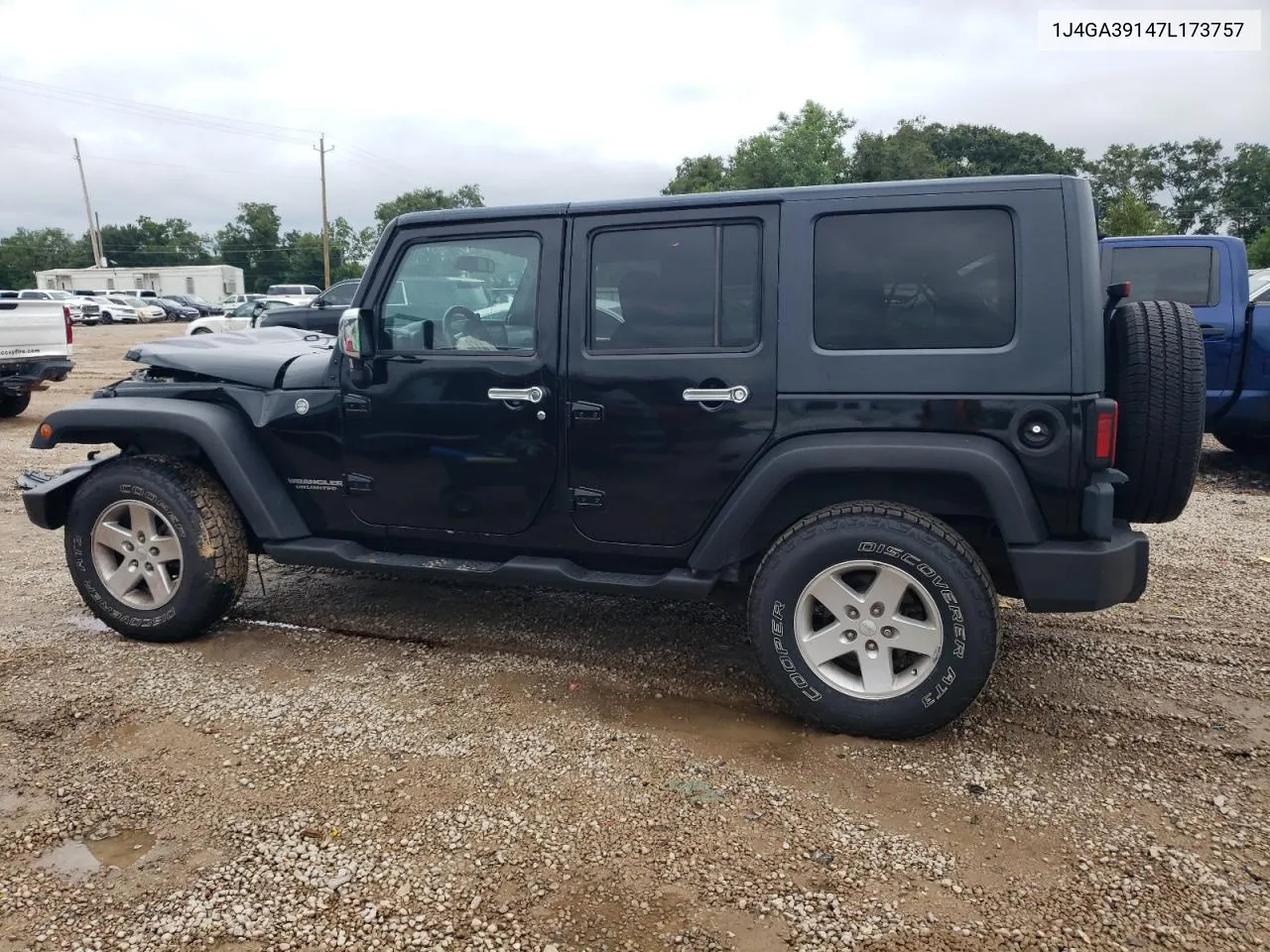 2007 Jeep Wrangler X VIN: 1J4GA39147L173757 Lot: 70130754