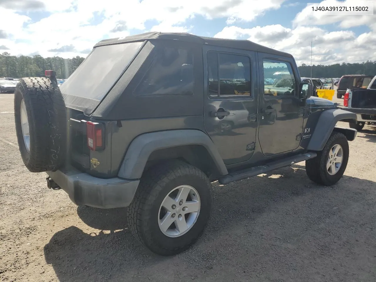 2007 Jeep Wrangler X VIN: 1J4GA39127L115002 Lot: 71515204