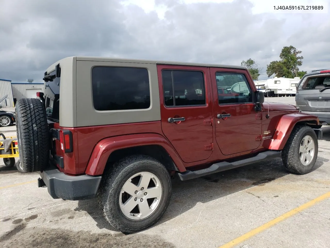 2007 Jeep Wrangler Sahara VIN: 1J4GA59167L219889 Lot: 72140214