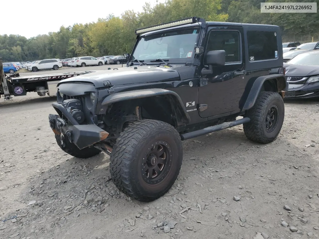 2007 Jeep Wrangler X VIN: 1J4FA24197L226952 Lot: 72152594