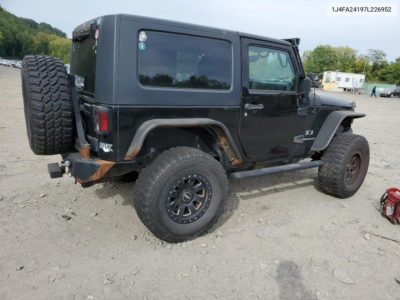 2007 Jeep Wrangler X VIN: 1J4FA24197L226952 Lot: 72152594