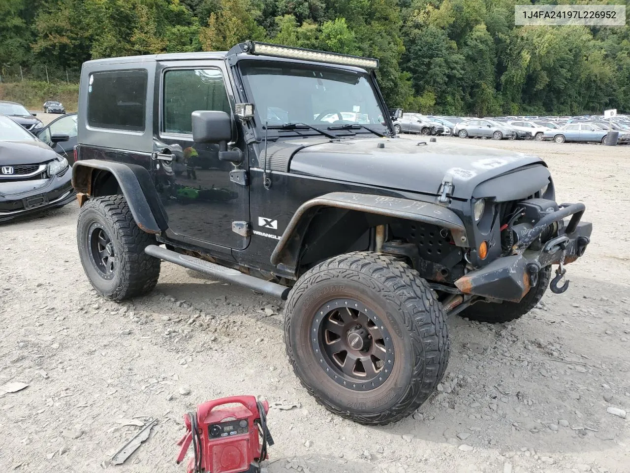 2007 Jeep Wrangler X VIN: 1J4FA24197L226952 Lot: 72152594