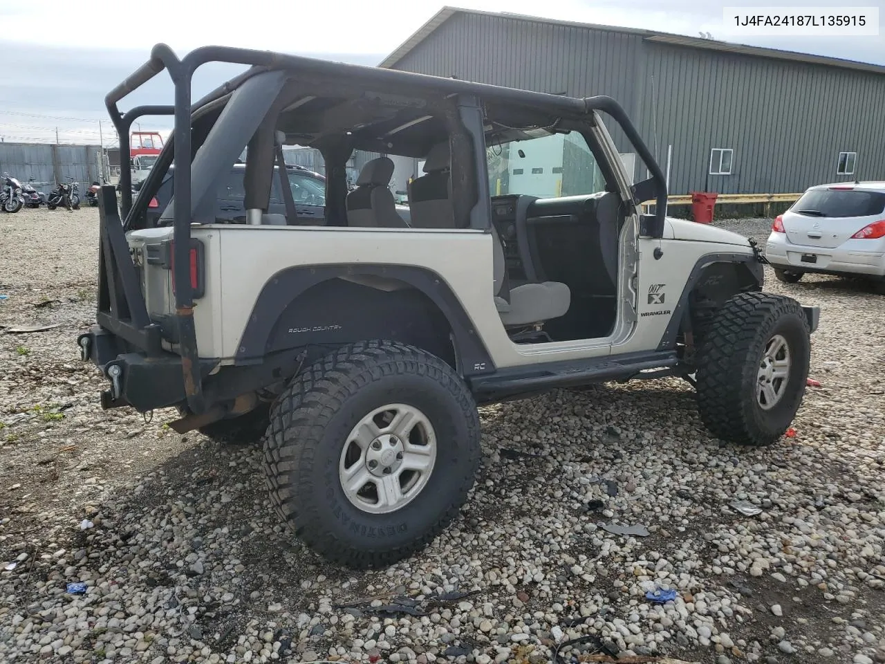 2007 Jeep Wrangler X VIN: 1J4FA24187L135915 Lot: 73327154