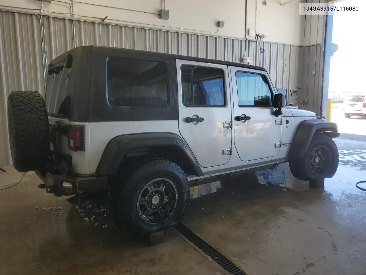 2007 Jeep Wrangler X VIN: 1J4GA39157L116080 Lot: 73924794