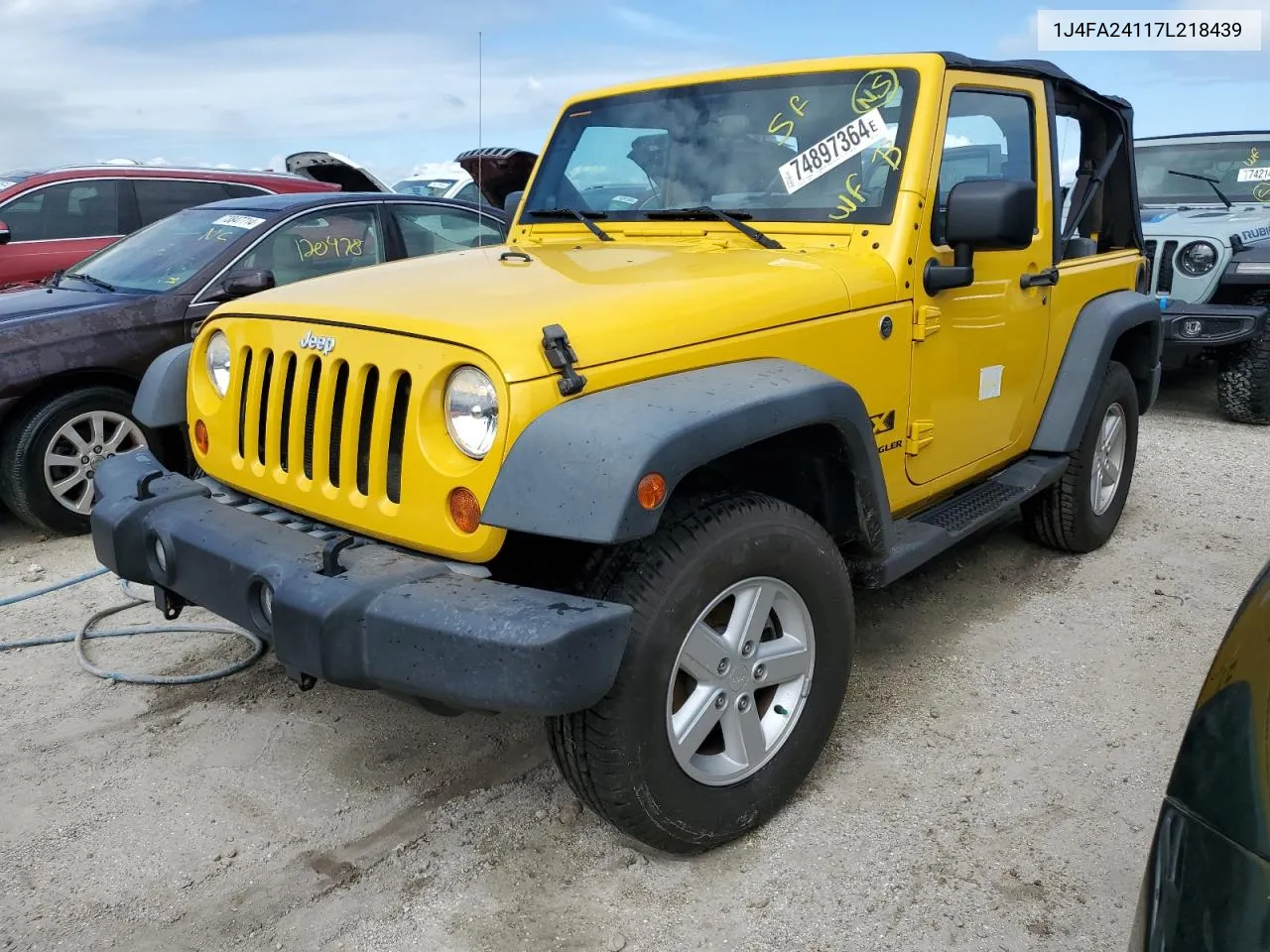 2007 Jeep Wrangler X VIN: 1J4FA24117L218439 Lot: 74897364