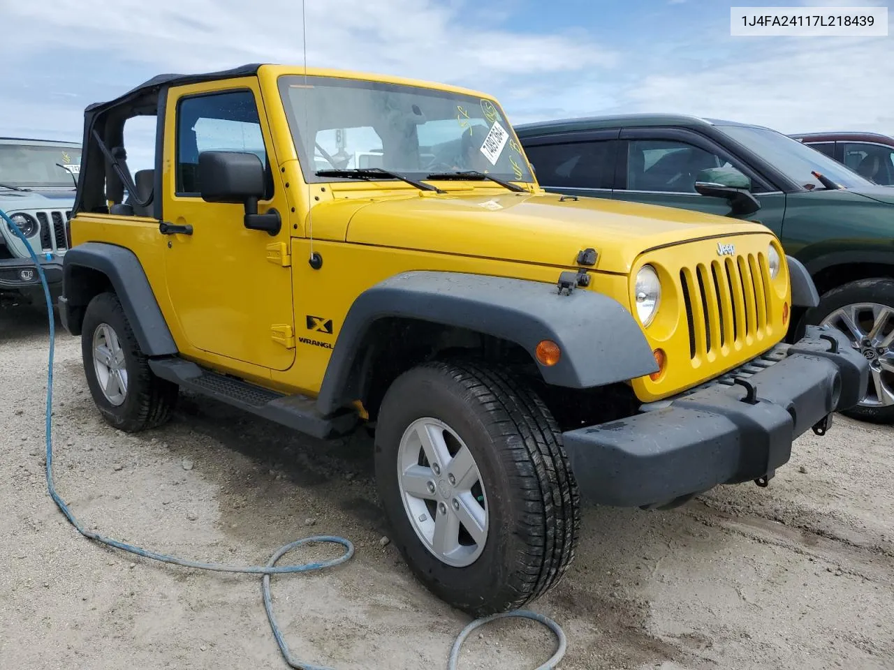 2007 Jeep Wrangler X VIN: 1J4FA24117L218439 Lot: 74897364