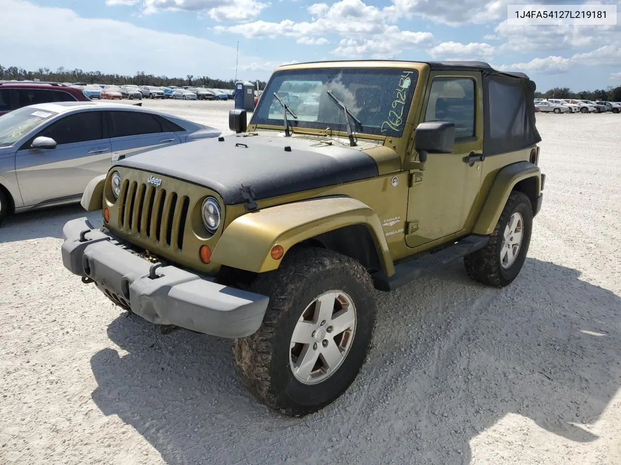 2007 Jeep Wrangler Sahara VIN: 1J4FA54127L219181 Lot: 76292434