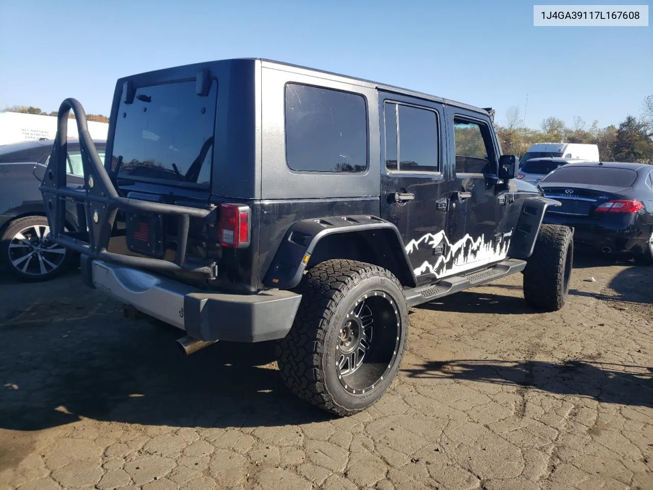 2007 Jeep Wrangler X VIN: 1J4GA39117L167608 Lot: 76709334