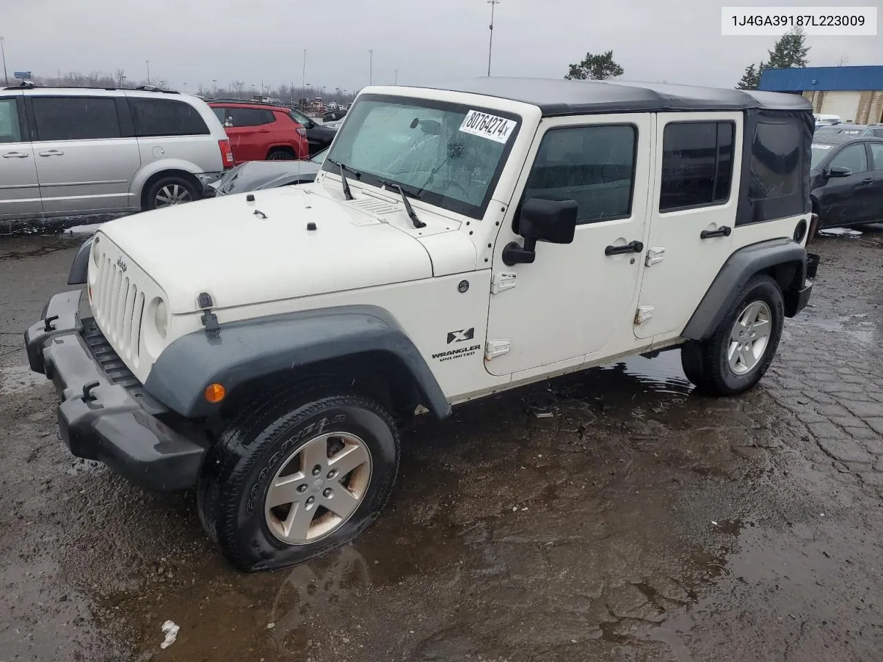 2007 Jeep Wrangler X VIN: 1J4GA39187L223009 Lot: 80764274