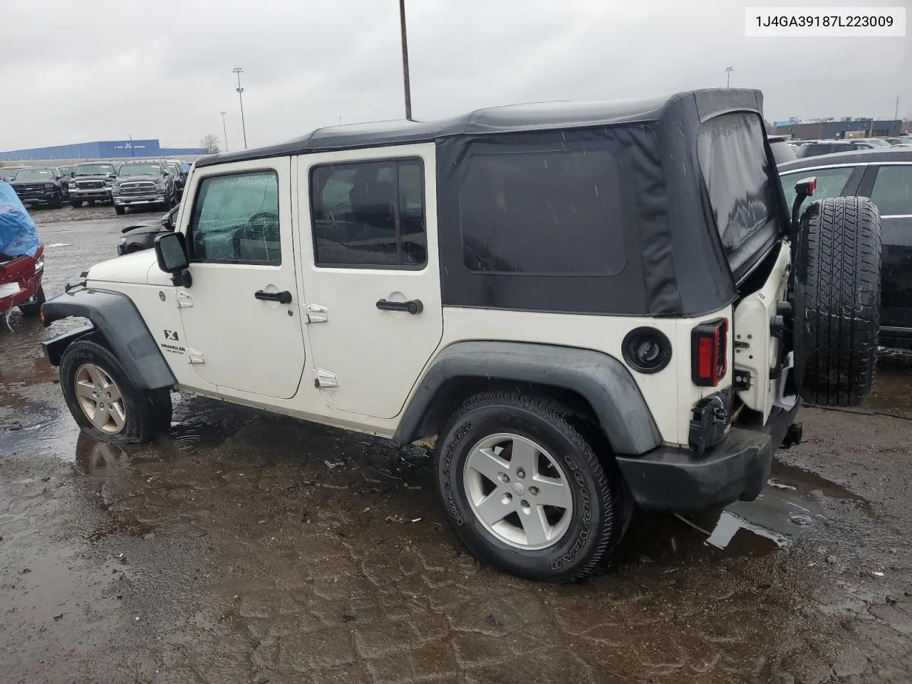 2007 Jeep Wrangler X VIN: 1J4GA39187L223009 Lot: 80764274