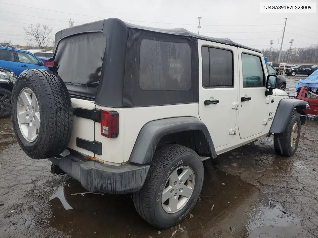 2007 Jeep Wrangler X VIN: 1J4GA39187L223009 Lot: 80764274