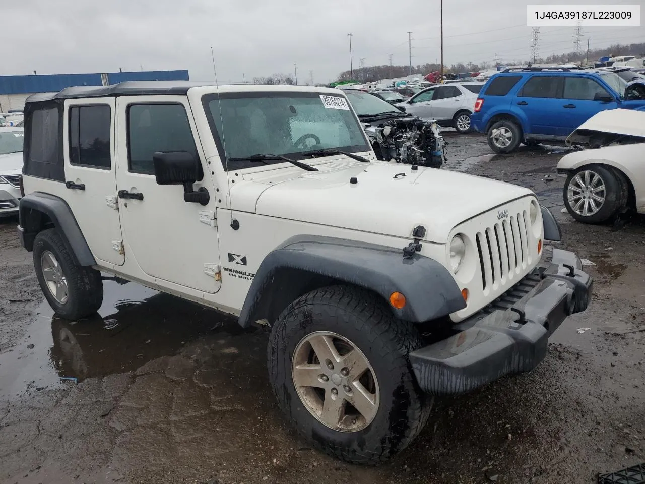 2007 Jeep Wrangler X VIN: 1J4GA39187L223009 Lot: 80764274