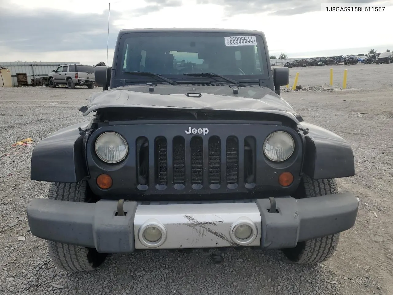 1J8GA59158L611567 2008 Jeep Wrangler Unlimited Sahara