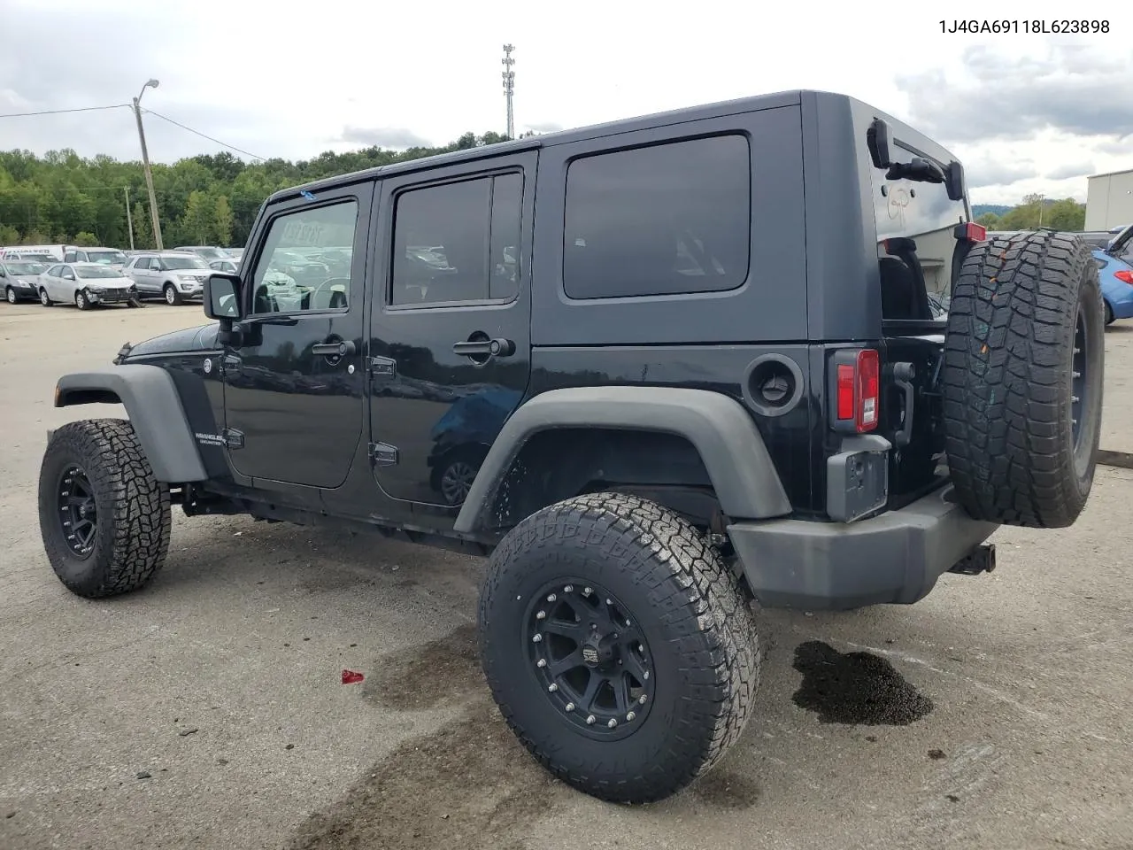 2008 Jeep Wrangler Unlimited Rubicon VIN: 1J4GA69118L623898 Lot: 73121214