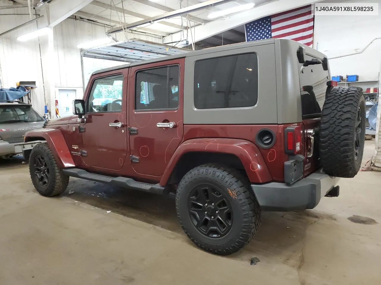 2008 Jeep Wrangler Unlimited Sahara VIN: 1J4GA591X8L598235 Lot: 73567024