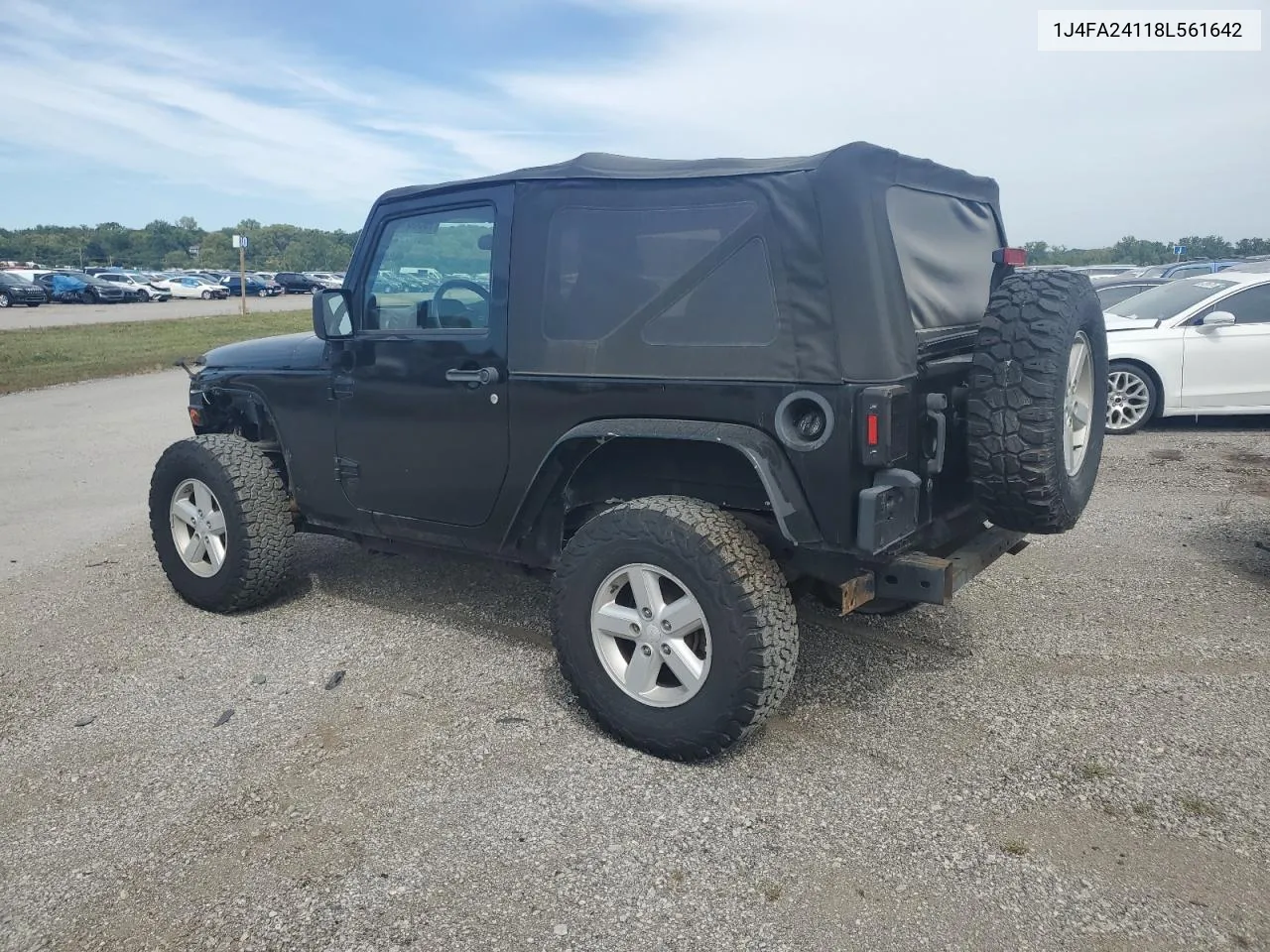 2008 Jeep Wrangler X VIN: 1J4FA24118L561642 Lot: 73568134