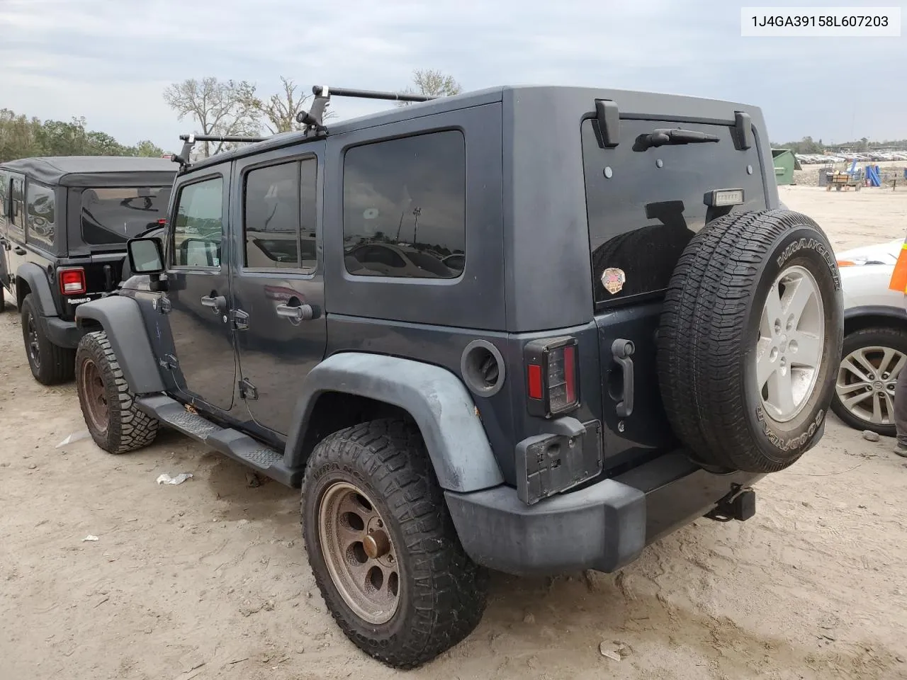 2008 Jeep Wrangler Unlimited X VIN: 1J4GA39158L607203 Lot: 75498004