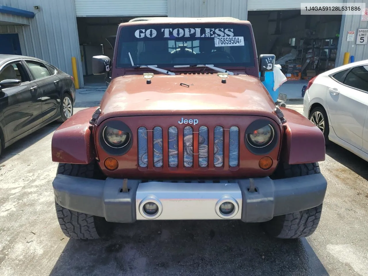 2008 Jeep Wrangler Unlimited Sahara VIN: 1J4GA59128L531886 Lot: 76859504