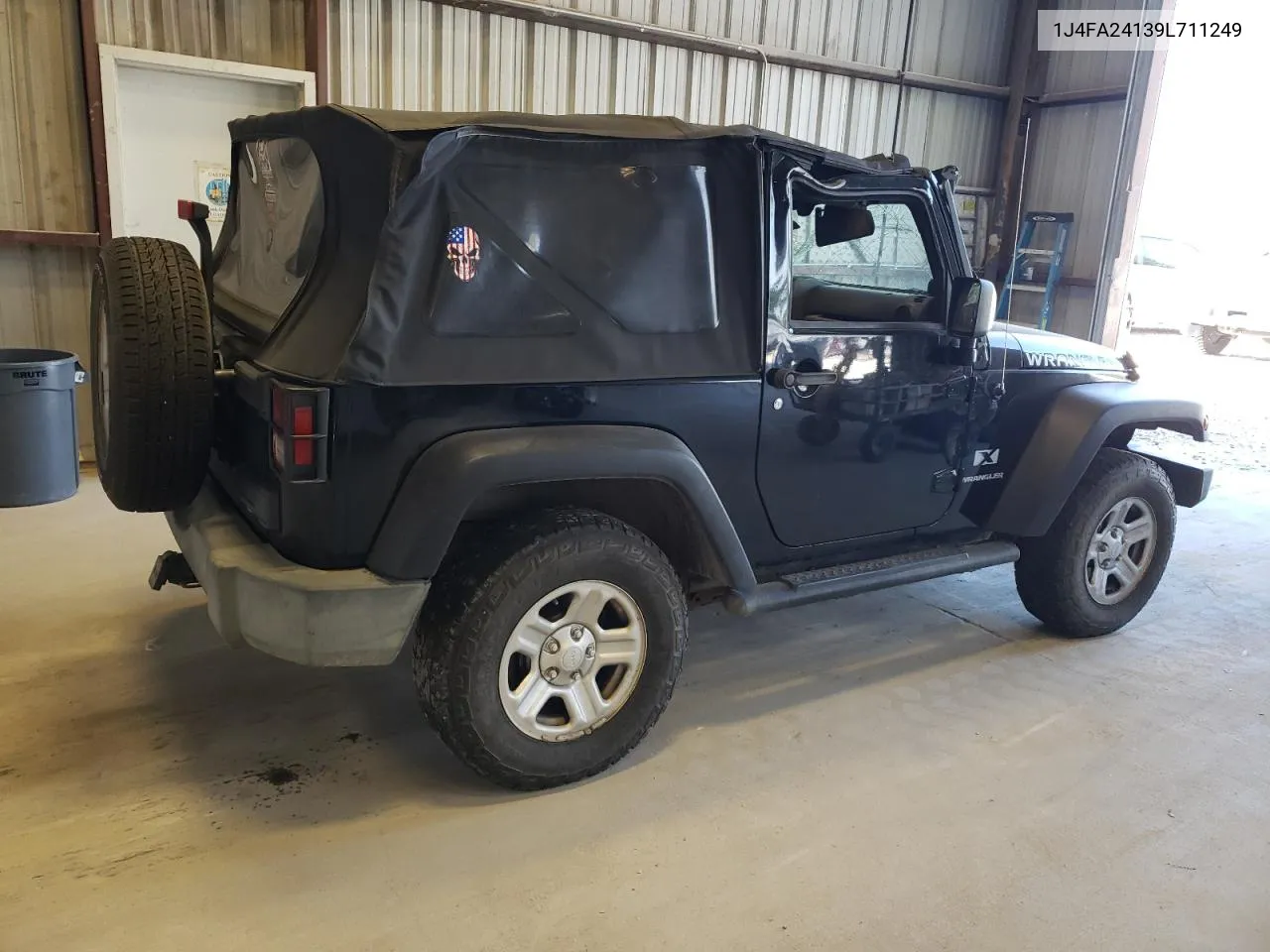 2009 Jeep Wrangler X VIN: 1J4FA24139L711249 Lot: 51399924