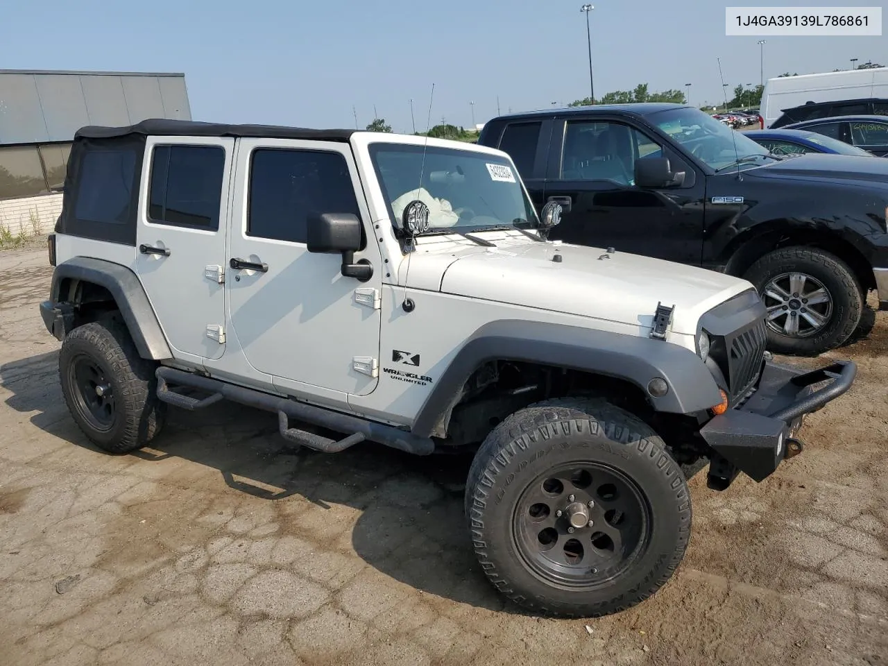 1J4GA39139L786861 2009 Jeep Wrangler Unlimited X