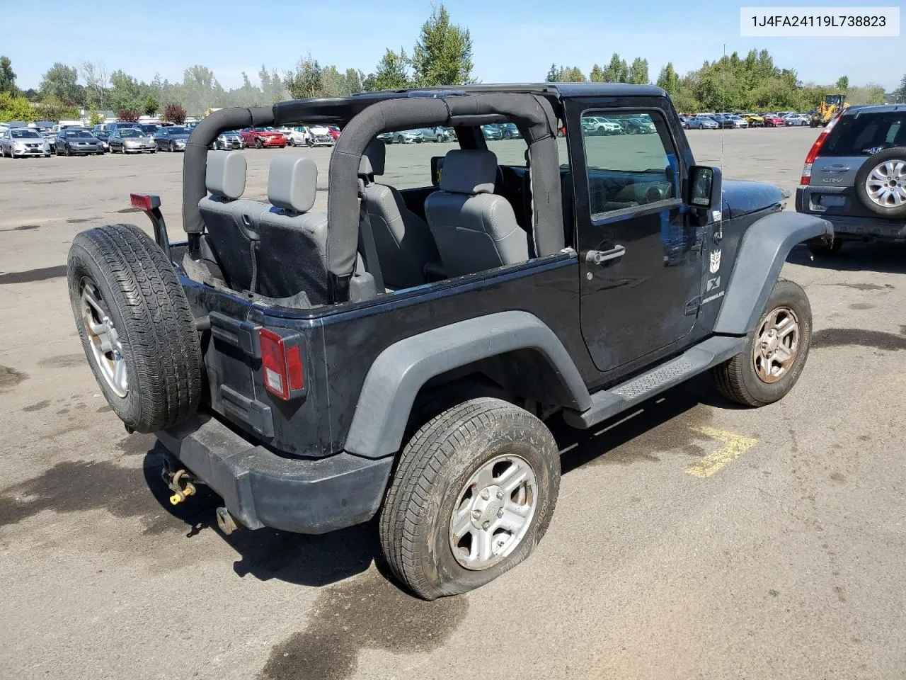 2009 Jeep Wrangler X VIN: 1J4FA24119L738823 Lot: 68686794