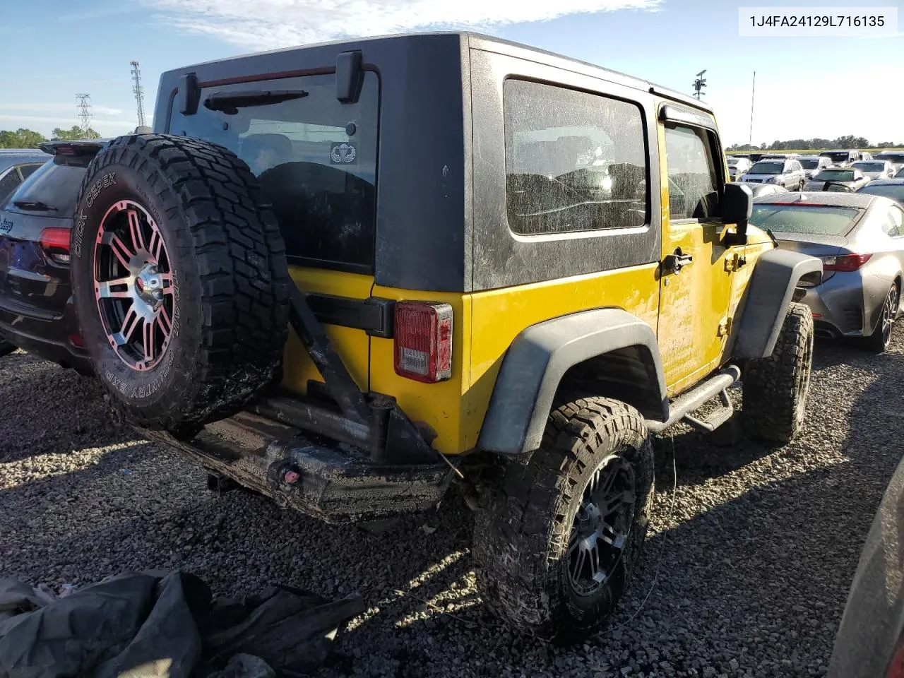 2009 Jeep Wrangler X VIN: 1J4FA24129L716135 Lot: 74359094