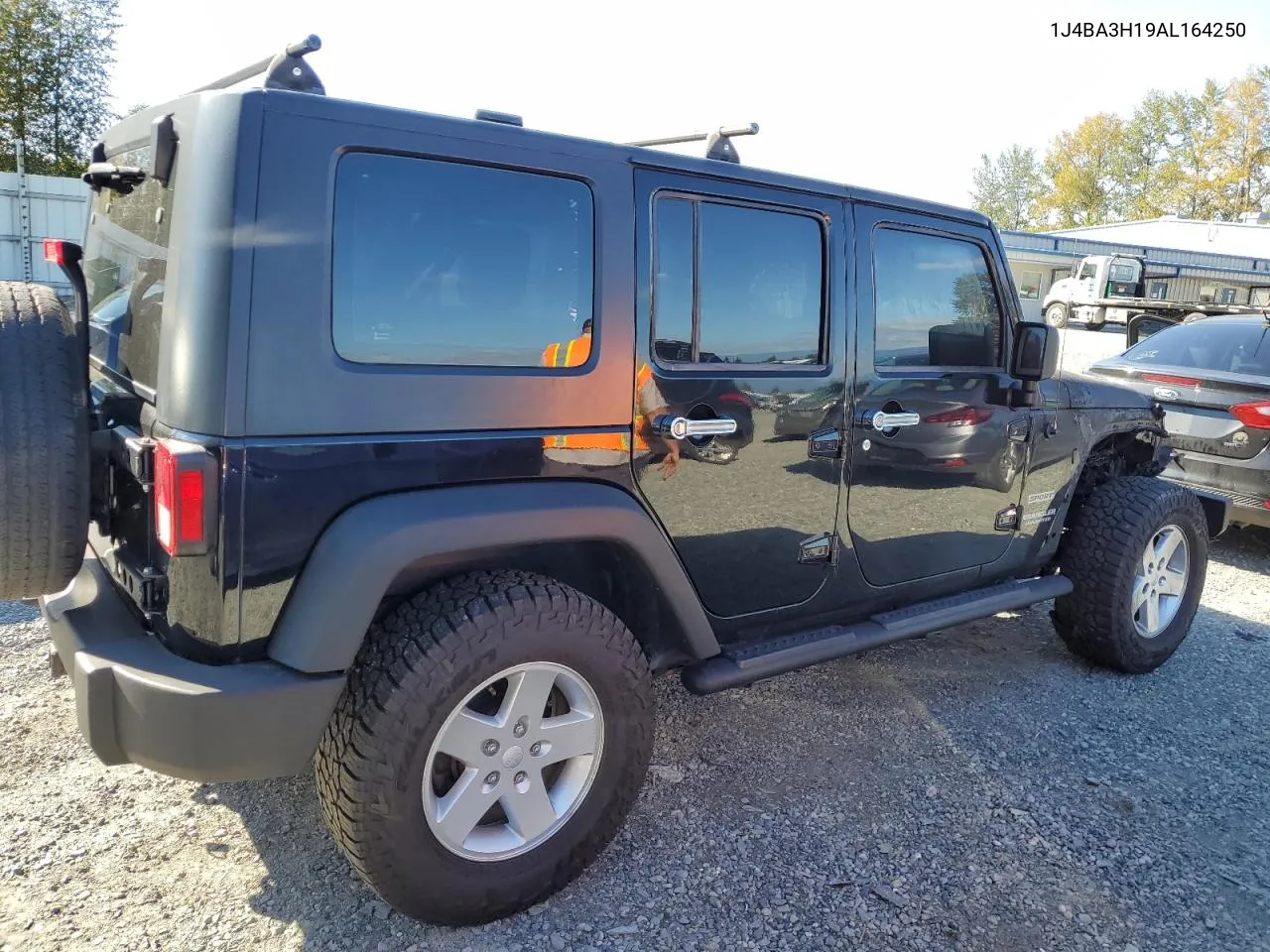 2010 Jeep Wrangler Unlimited Sport VIN: 1J4BA3H19AL164250 Lot: 71747464