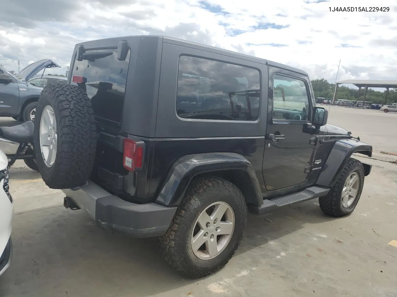 2010 Jeep Wrangler Sahara VIN: 1J4AA5D15AL229429 Lot: 74849734