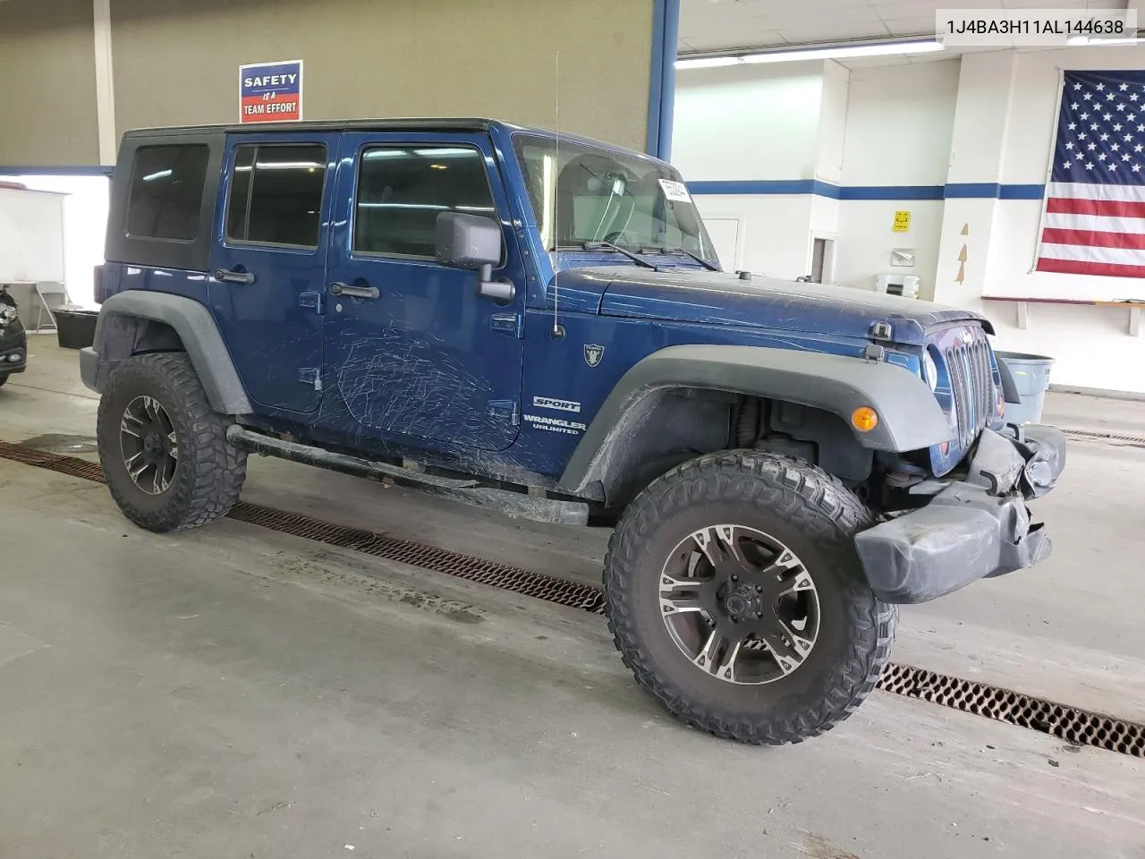 2010 Jeep Wrangler Unlimited Sport VIN: 1J4BA3H11AL144638 Lot: 75530944