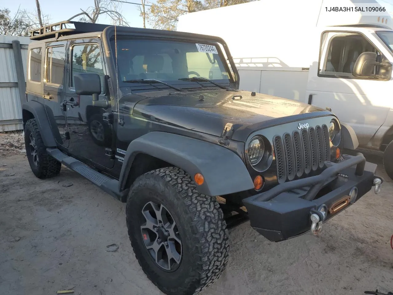 2010 Jeep Wrangler Unlimited Sport VIN: 1J4BA3H15AL109066 Lot: 76720244