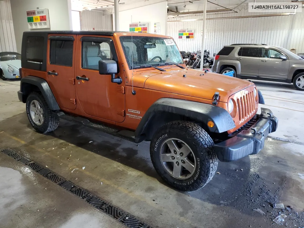 1J4BA3H16AL198727 2010 Jeep Wrangler Unlimited Sport