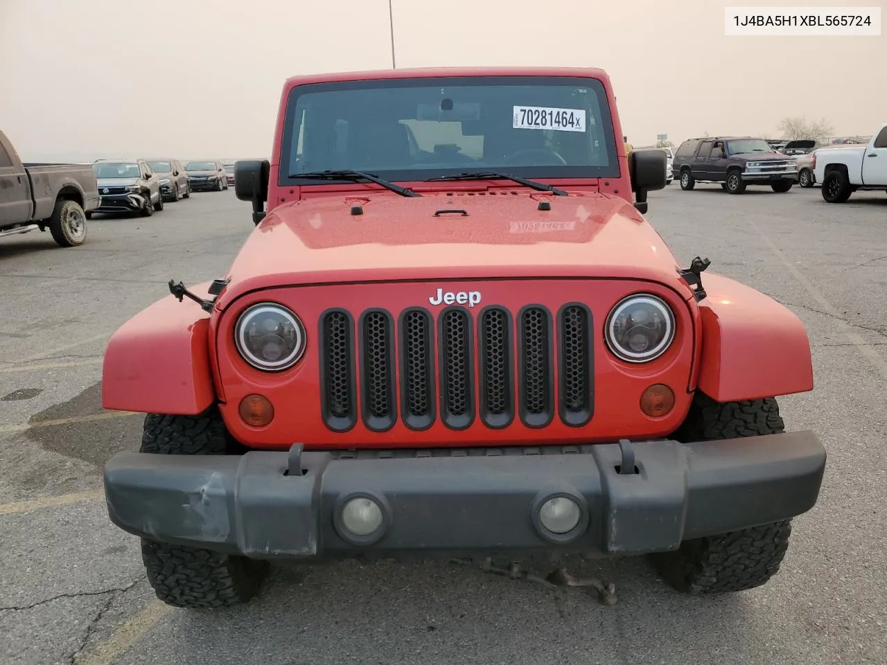 1J4BA5H1XBL565724 2011 Jeep Wrangler Unlimited Sahara