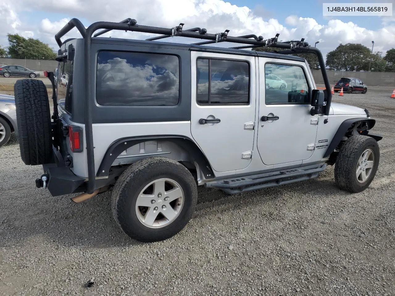 2011 Jeep Wrangler Unlimited Sport VIN: 1J4BA3H14BL565819 Lot: 81152244